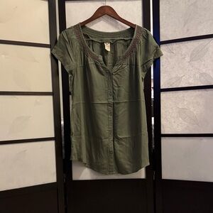 Faded Glory Olive Button Down Shirt
